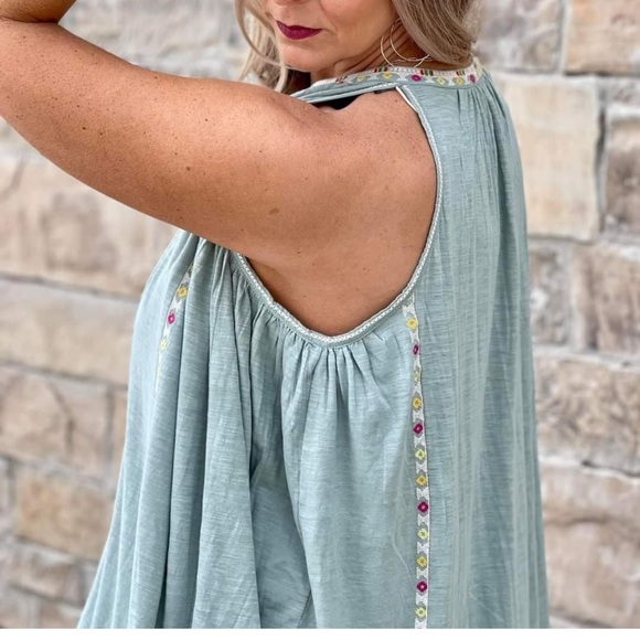 Matilda Jane good hart brand bundle piper shorts and Kinsey tank both size large - Picture 6 of 10